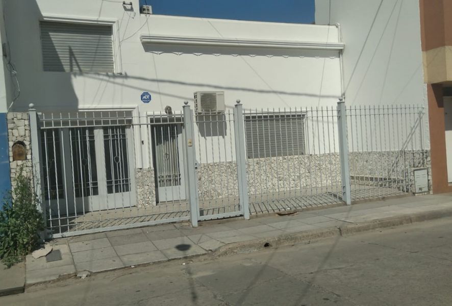 Casa en Alquiler en SANTA FE