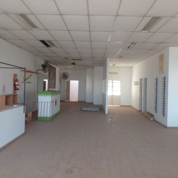 Local Comercial en Alquiler en SANTA FE