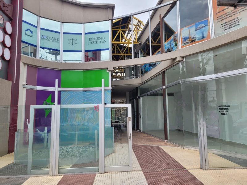 Local Comercial en Alquiler en SANTA FE