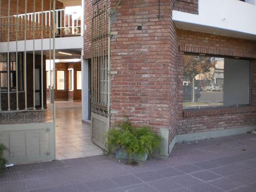 Local Comercial en Alquiler en SANTA FE